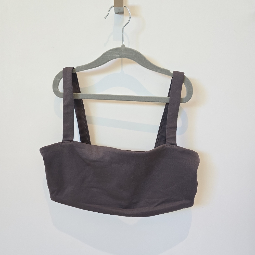 Vuori Evolve Bra Sangria Medium - Picture 3 of 6